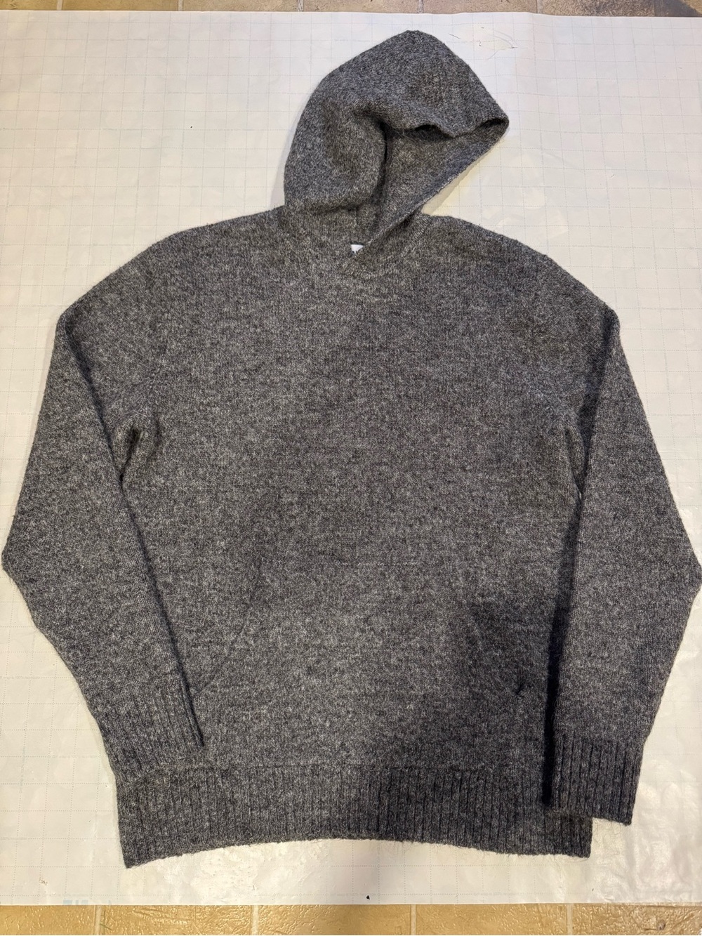 Men’s Old Navy Hoodie Sweater – Grey – Size Small